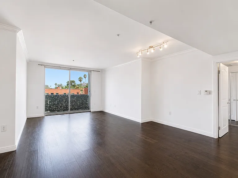 3740 Santa Rosalia Dr #319 — Photo 3