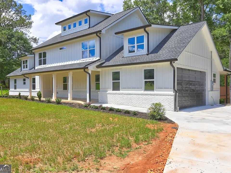 375 Foster Dr