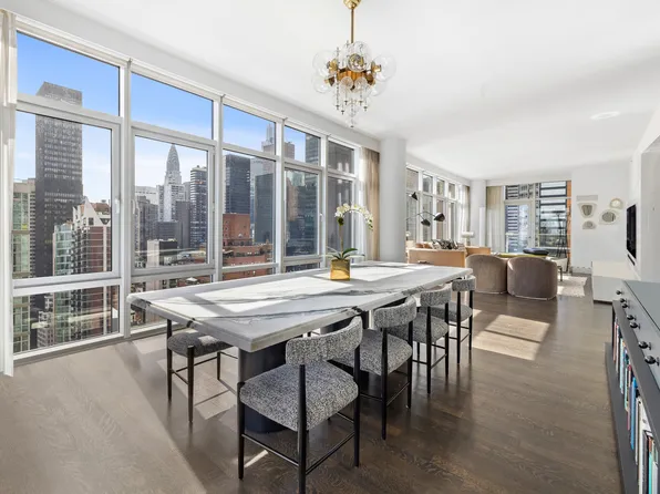 310 East 53rd Street image 1 of 18