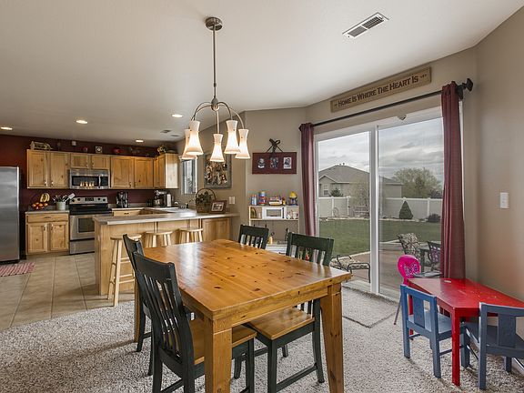 3rd image of 13713 S Rosie Ln