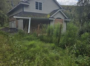 1495 Riffle Board Rd, Fairbanks, AK 99712