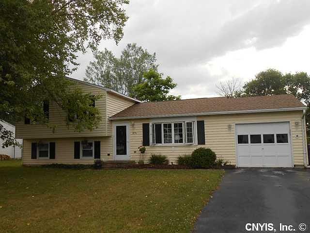 1st image of 8176 Shadbush Ln