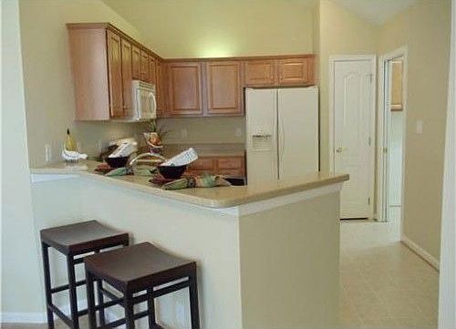 4th image of 164 Villa Dr