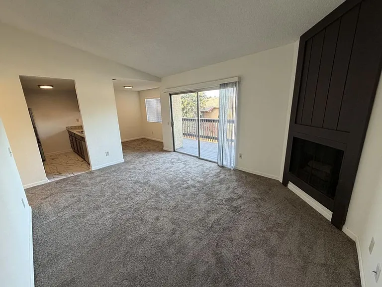 135 S Ash St — Photo 5