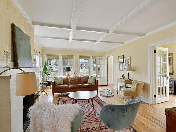 4th image of 4212 Drew Ave S
