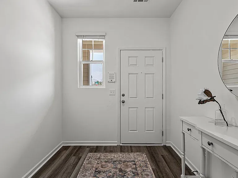 3104 Primo Dr — Photo 3