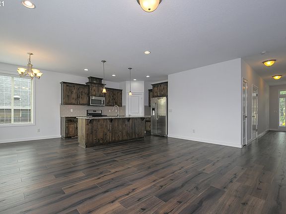 5th image of 6113 NE 57th Ave