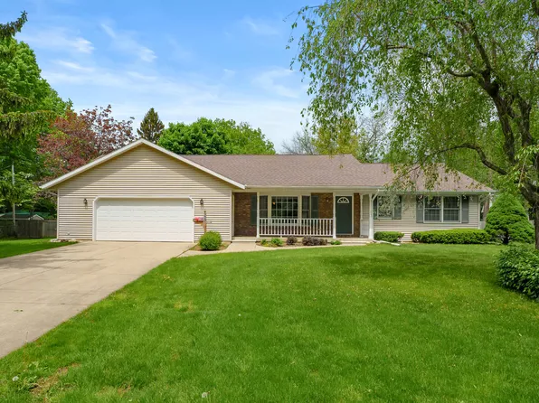 220 W South St, Vicksburg, MI 49097