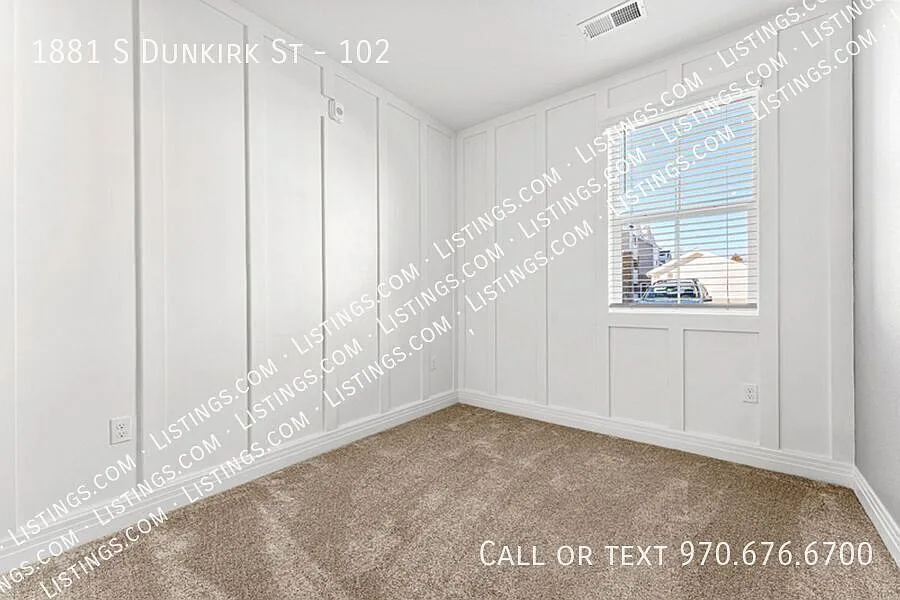 No Stairs! Main Level 2 Bed 2 Bath Condo near Buckley! Detached garage included! — Photo 4