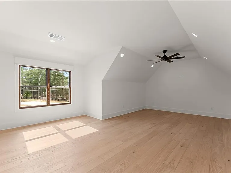 3255 Tanners Mill Rd — Photo 33