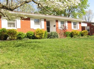 8703 Blossom Ln, Plantation, KY 40242