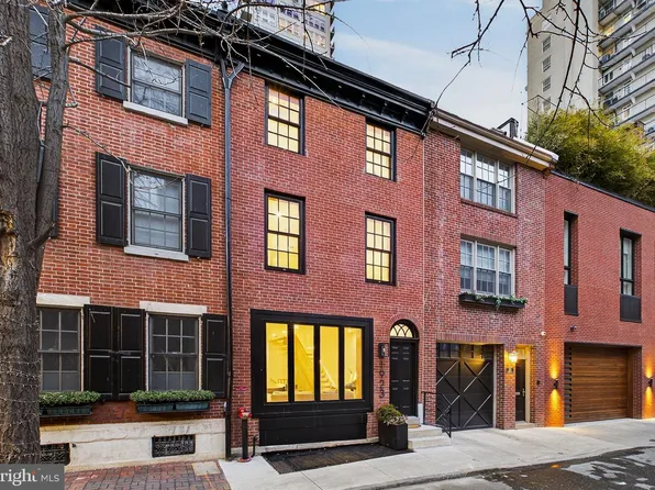 1923 Manning St, Philadelphia, PA 19103