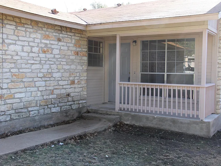 11611 Rustic Rock Dr #B — Photo 3