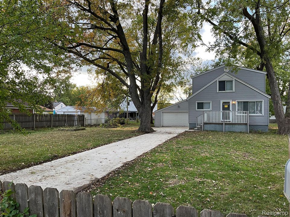 1st image of 5894 Balfour Ave