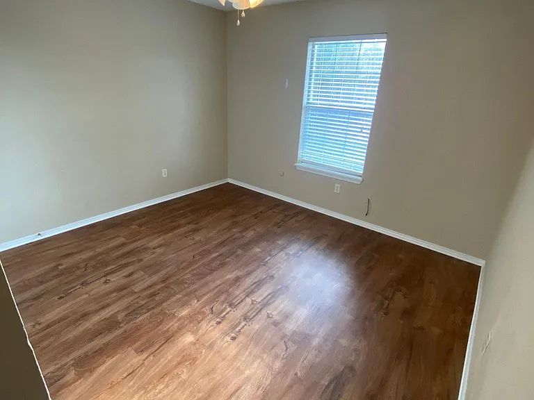 1347 S Camellia Ln — Photo 15