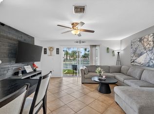 5904 Abbey Rd, Tamarac, FL 33321