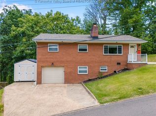 934 S Walnut St, Saint Albans, WV 25177