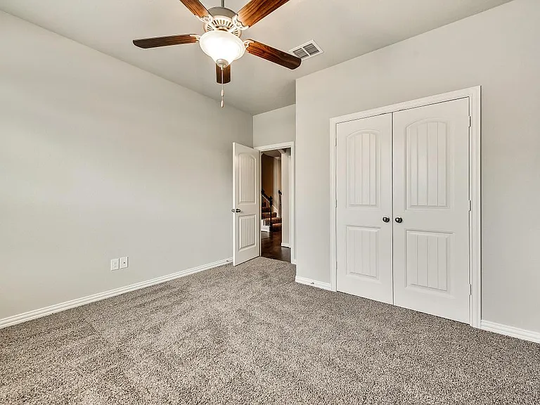 16700 Lincoln Park Ln — Photo 5