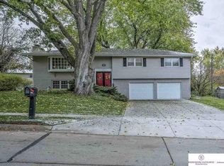 12747 Cryer Ave, Omaha, NE 68144