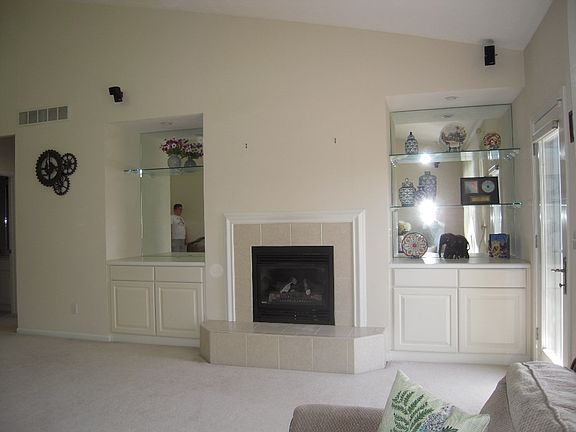 5th image of 225 Armadale Way