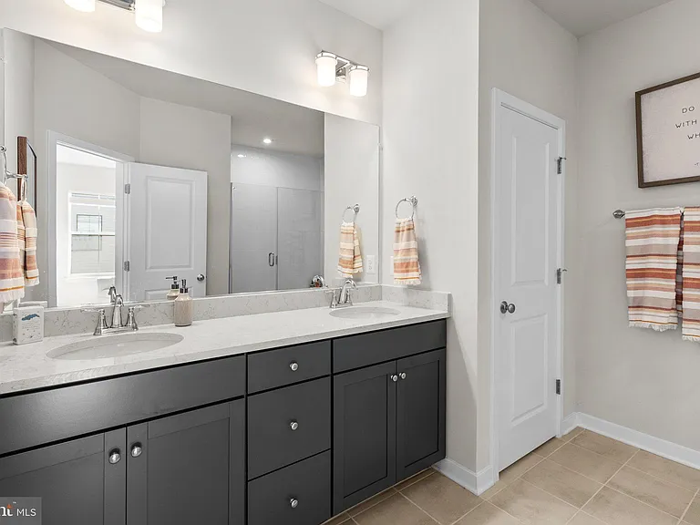 6227 Almerico Pl — Photo 98