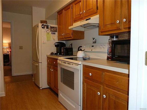 5th image of 1205 Nutmeg Dr
