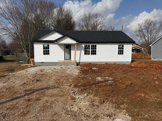 1st image of 272 Countryside Dr