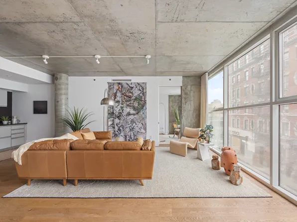 115 Norfolk Street image 8 of 17