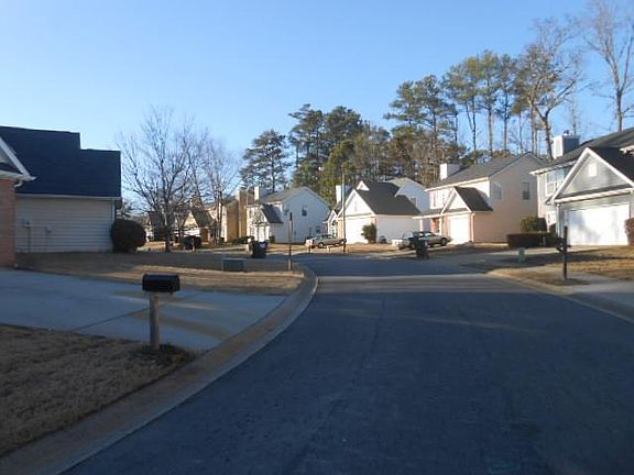 5th image of 2124 Summer Wind Dr SW