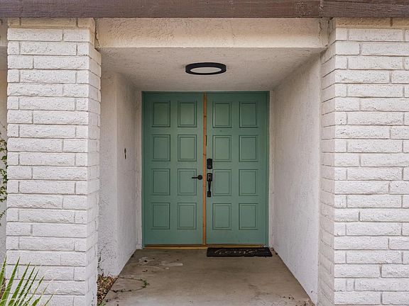 5th image of 41826 El Camino Dr
