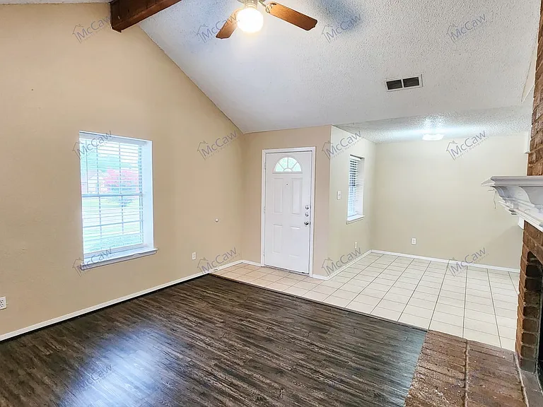 7761 Sable Ln — Photo 4