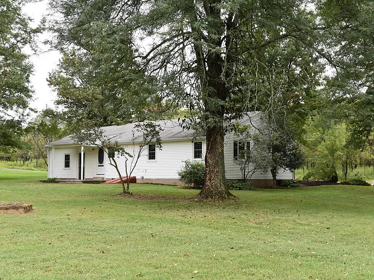 5770 Silo Hill Rd — Photo 5