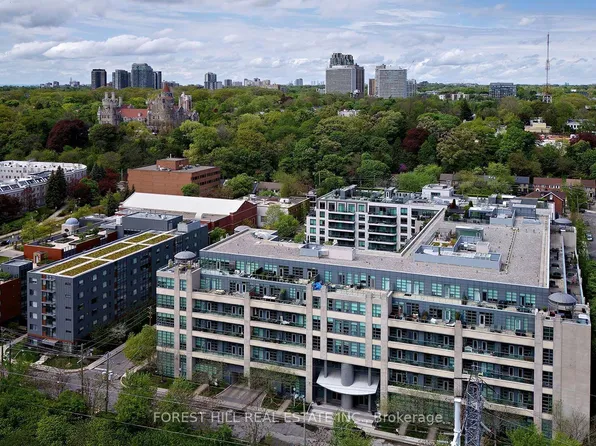 380 Macpherson Ave #408, Toronto, ON M4V 3E3
