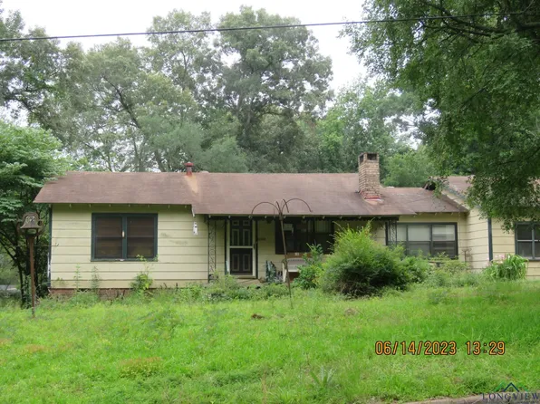 308 E Center St, White Oak, TX 75693