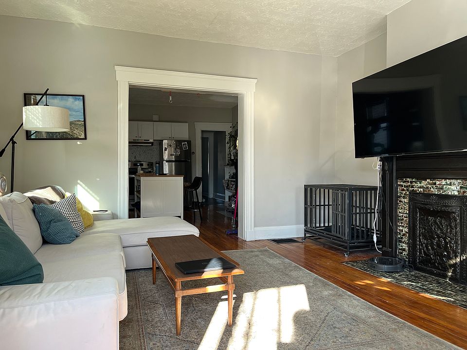 1st image of 4257 Kirby Ave #1/1