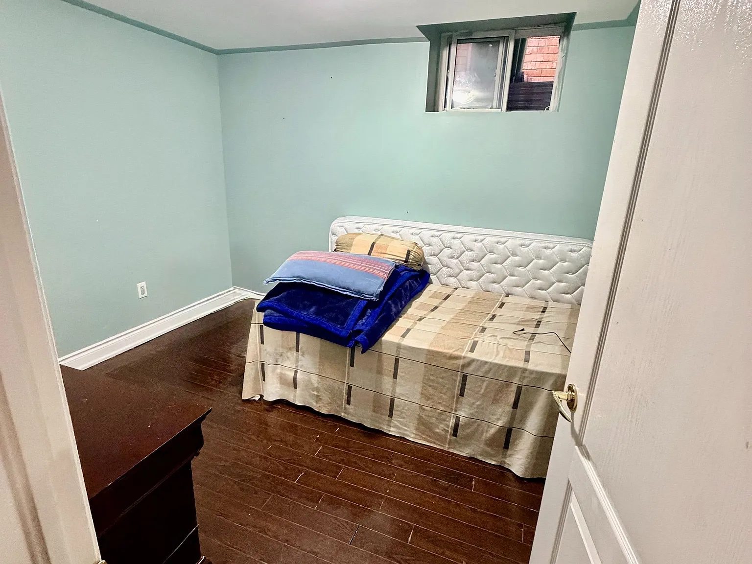 2 bed, $1,800 — Photo 3