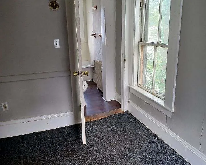 26 Sewall St #5 — Photo 5