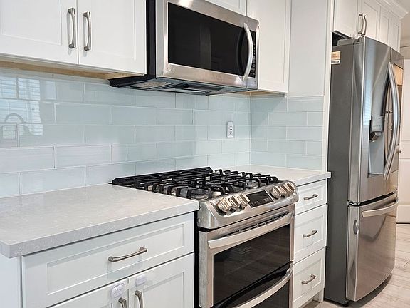 3rd image of 12015 Orange St #12017