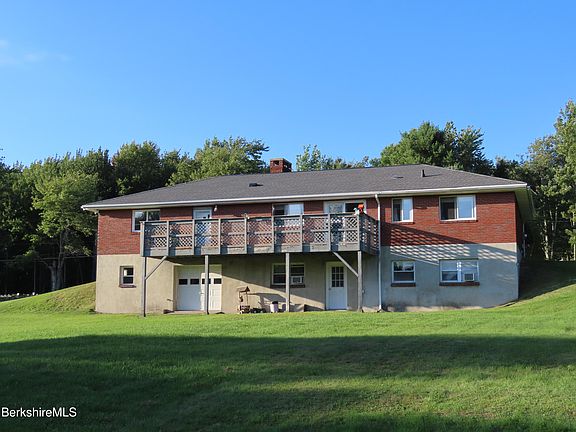 5th image of 220 E Windsor Rd
