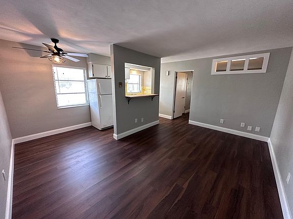 3rd image of 725 2nd St N APT 14