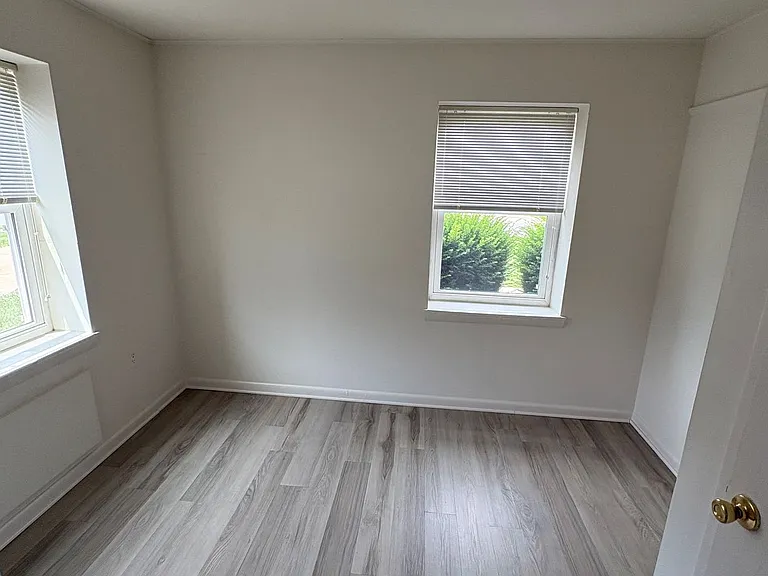 Charlotte Place Apartments — Photo 44