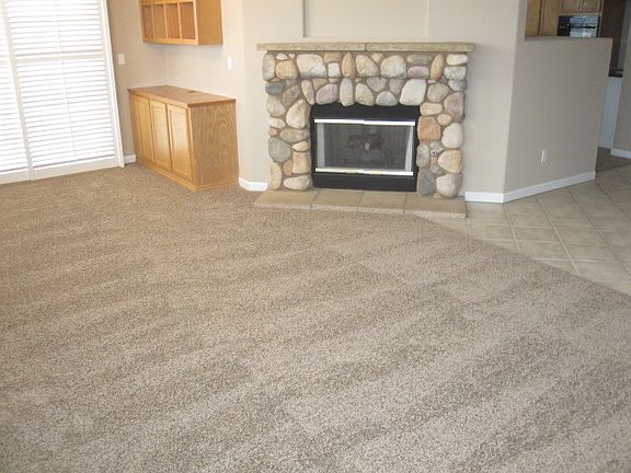 4th image of 2299 Yellowstone Ave
