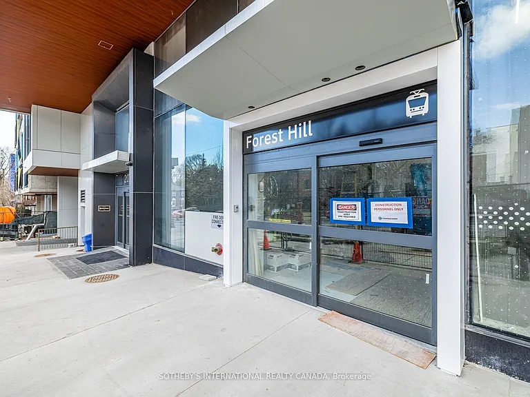 2020 Bathurst St #1221 — Photo 31