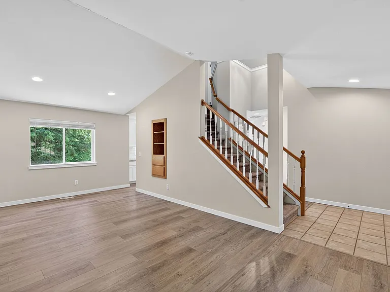 1574 SE Nylace Ln — Photo 7