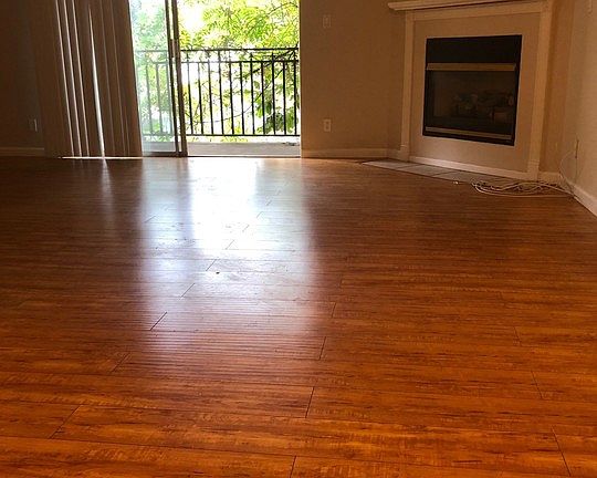 2nd image of 1128 Ocean Park Blvd APT 201