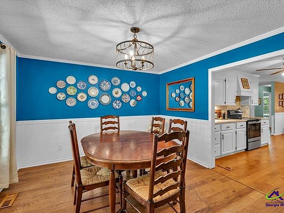 5th image of 136 Wimbish Way