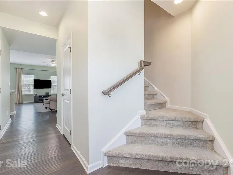 11053 Telegraph Rd NW — Photo 14