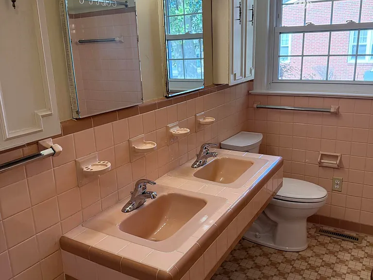 4254 Washington St — Photo 31