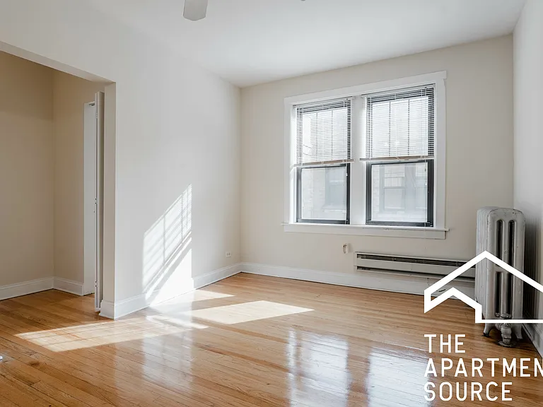 2239.5 N Bissell St #3E — Photo 2
