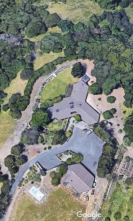 Aerial view of center oestat